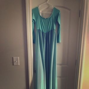 Maternity photo shoot dress